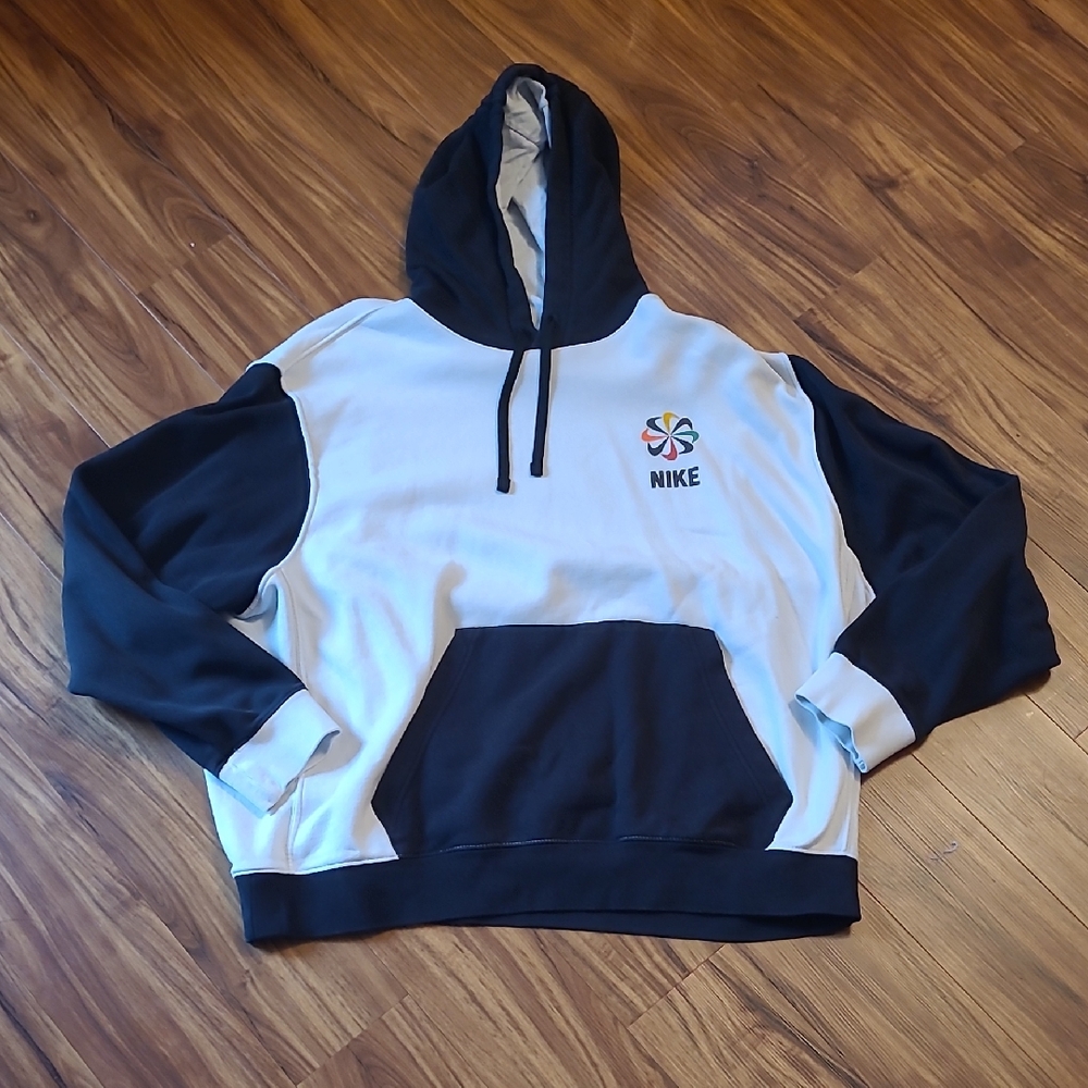 Nike Evolution of the Swoosh Club Pullover Hoodie with Pinwheel Logo